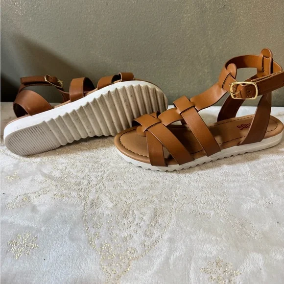 FabKids Tan Leather Sandals - Picture 3 of 4